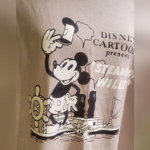 Disney Silver Logo T-Shirt XXL